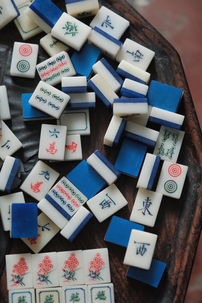 Vintage 1980s Sichuan Hand-Carved Plastic Mahjong Set