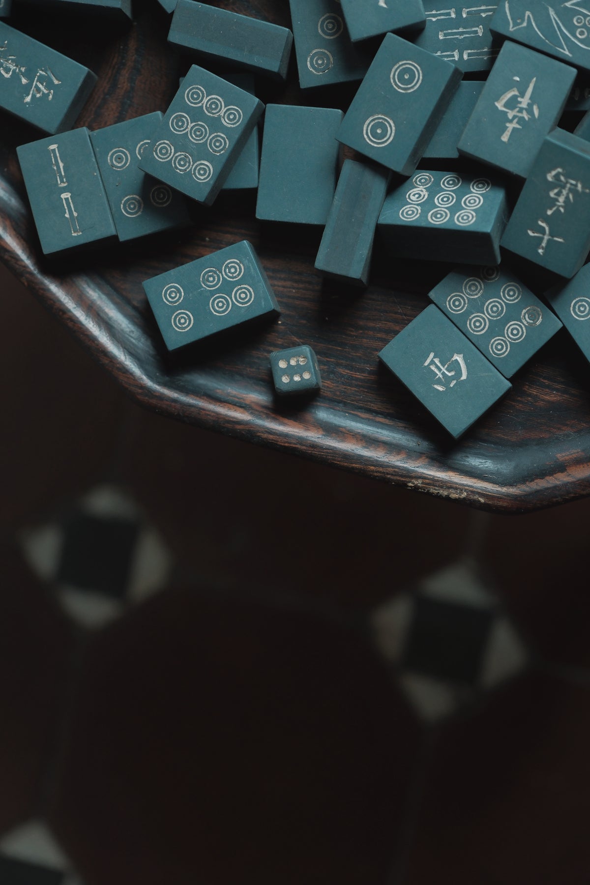 Vintage 1970s Green Bakelite Hand-Carved Mahjong Set