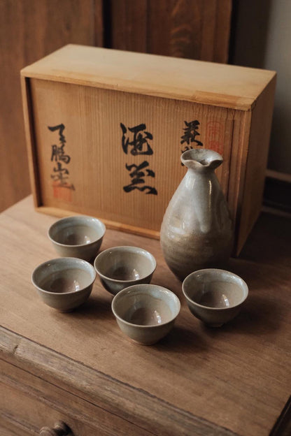 日本萩燒酒器一套 一德利五客杯